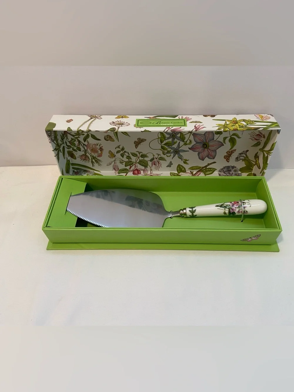 Portmeirion cake knife NWOT